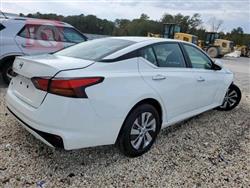 نيسان ألتيما